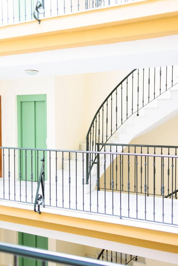 Blonski-Yellow Málaga Eksteriør bilde